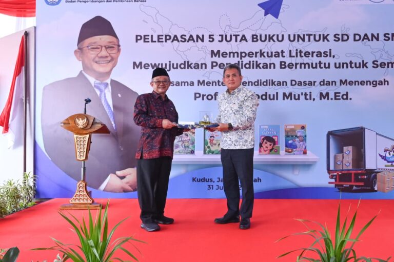 Partisipasi Semesta Perluas Ketersediaan Buku Bacaan Bermutu, Perkuat Literasi Anak Indonesia
